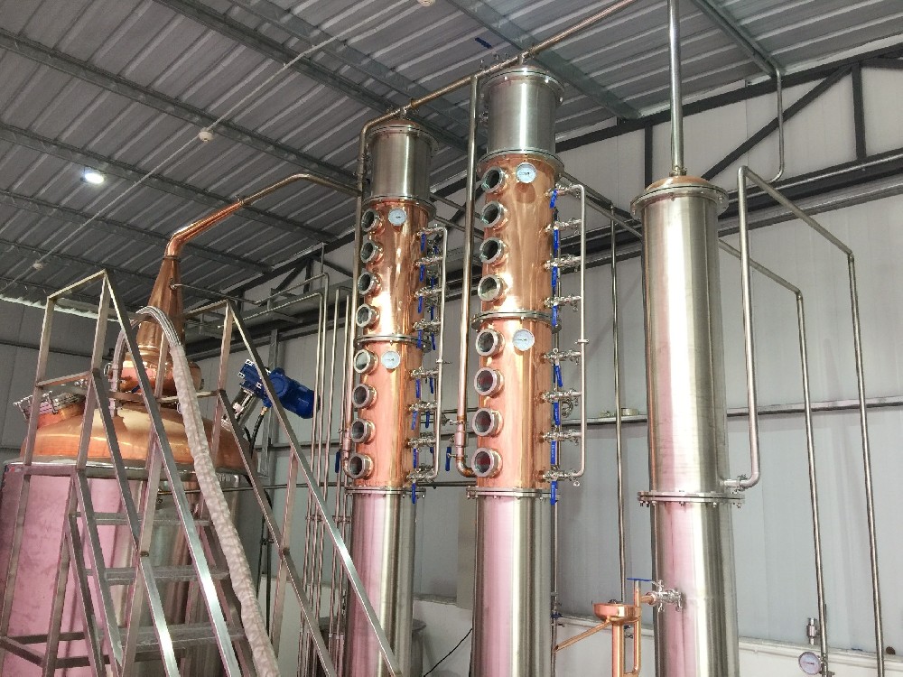 2500L塔式蒸馏机