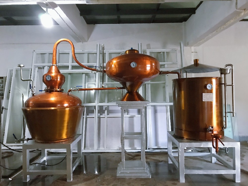 300L夏朗得蒸馏机